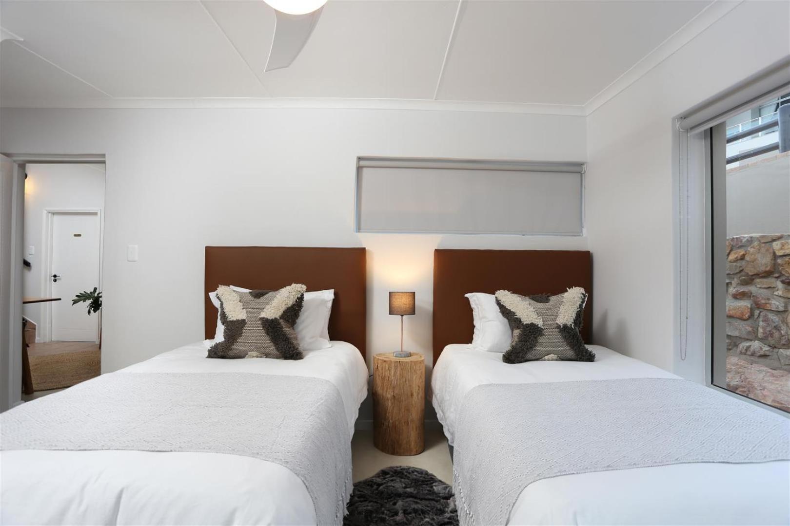 The Lookout Guest House موسيلباي الغرفة الصورة