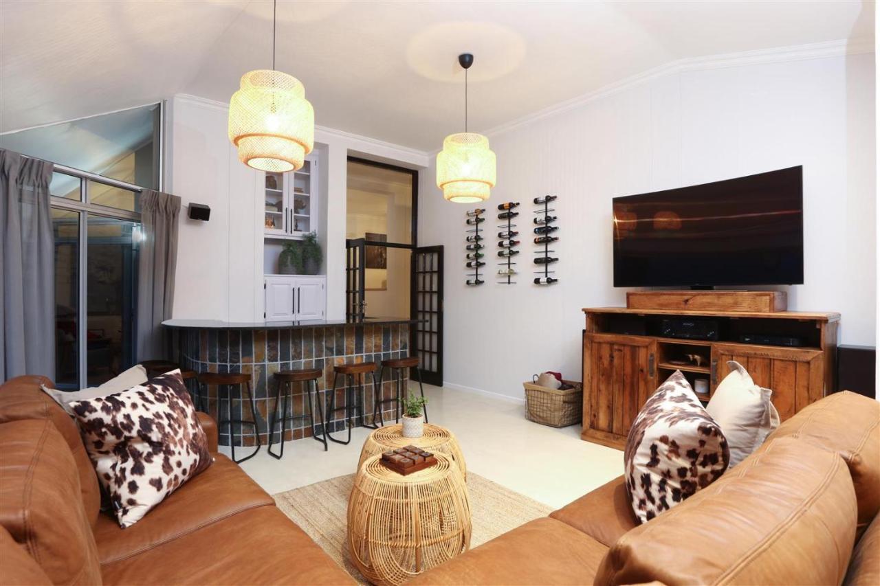 The Lookout Guest House موسيلباي المظهر الخارجي الصورة